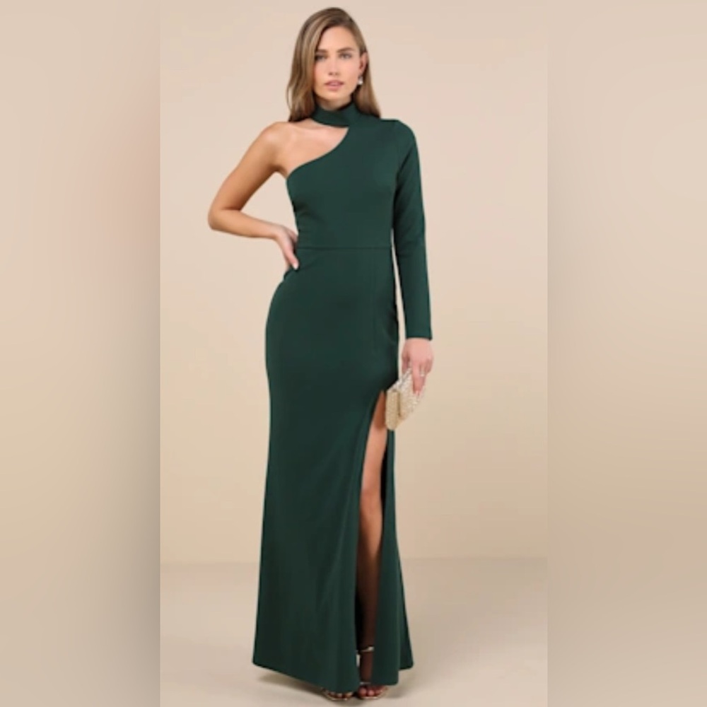 Lulu's Emerald Cut out One-Shoulder Long Sleeve Maxi Dress